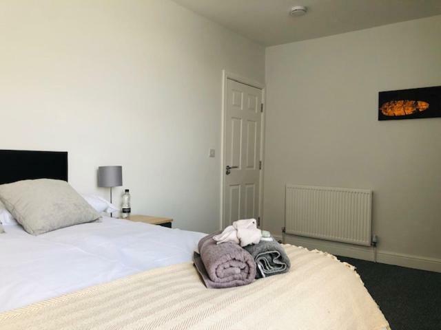 Townhouse @ 51 Balfour St, Stoke Hotel Bagian luar foto