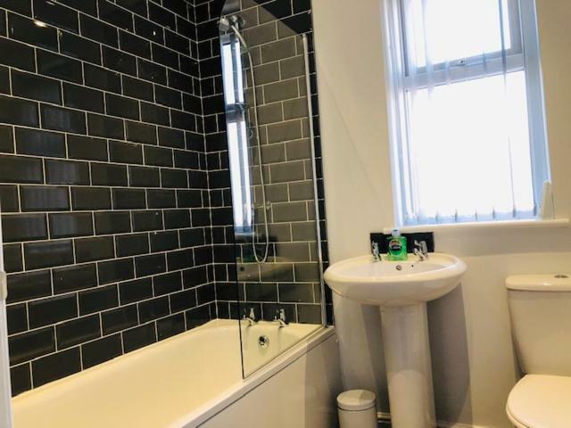 Townhouse @ 51 Balfour St, Stoke Hotel Bagian luar foto