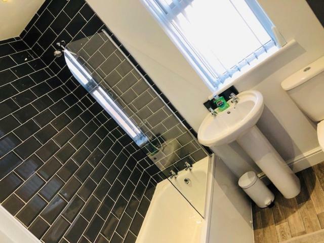 Townhouse @ 51 Balfour St, Stoke Hotel Bagian luar foto